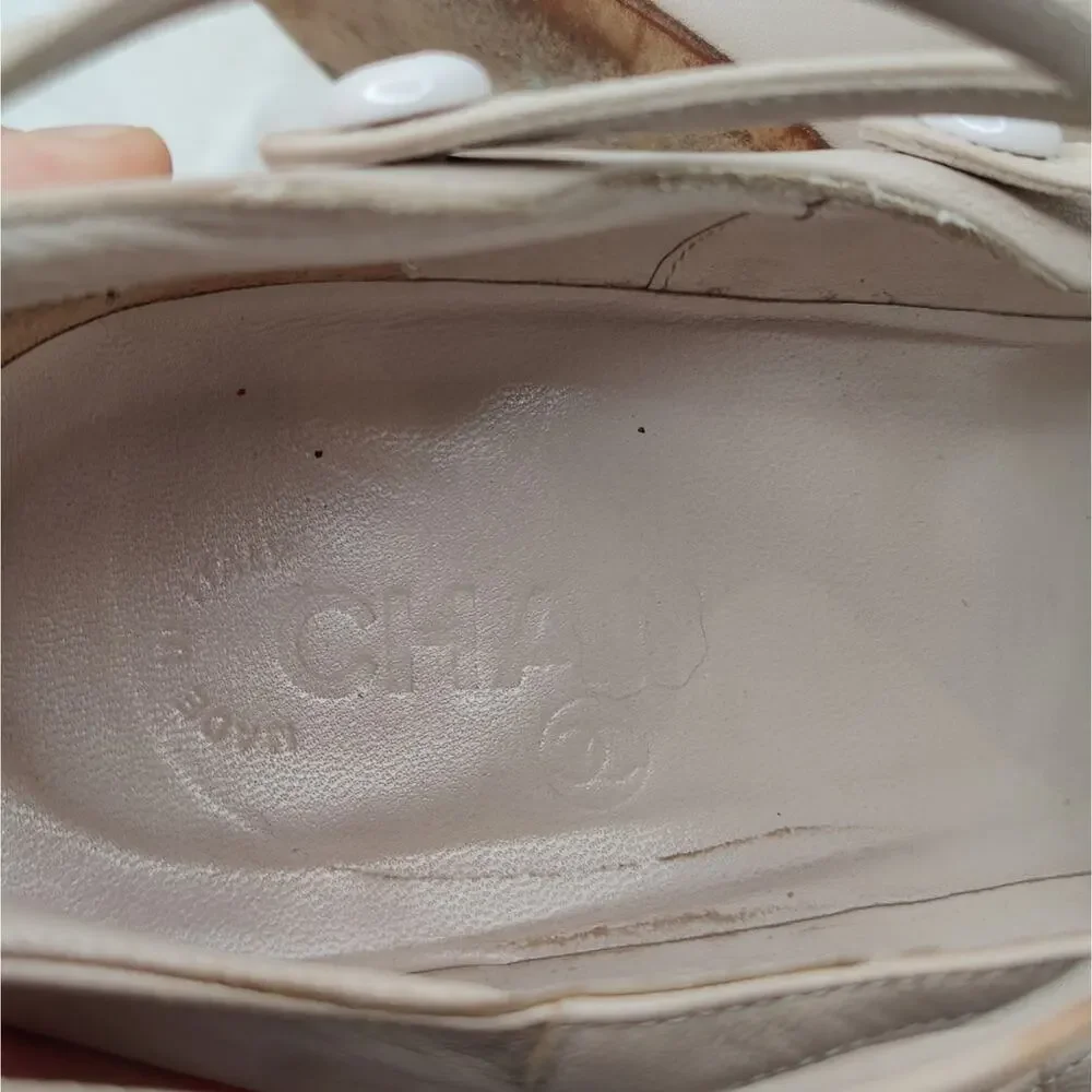 Vintage 90s Nude cap toe CHANEL Mary Jane Pumps sz 40.5/9 - Picture 9 of 10